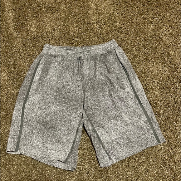 Lululemon Shorts - Picture 1 of 7